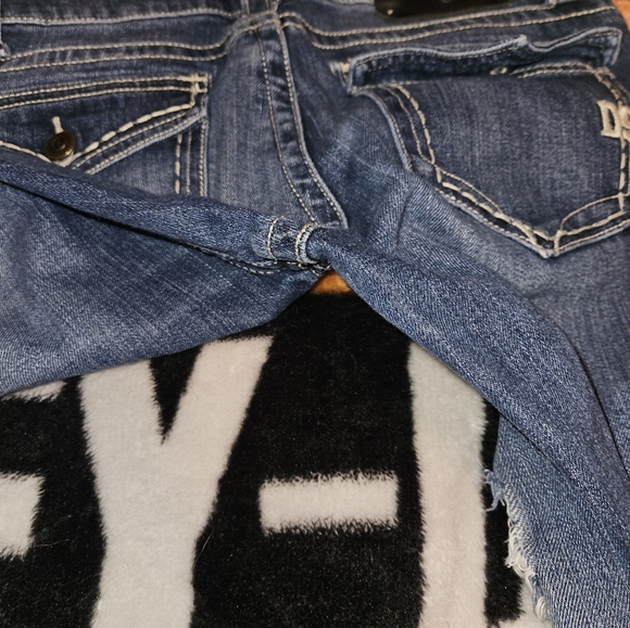 Gifted FREE with Purchase ⭐️ D-9 Joplin Distressed Flare Jeans 27 - Picture 13 of 16